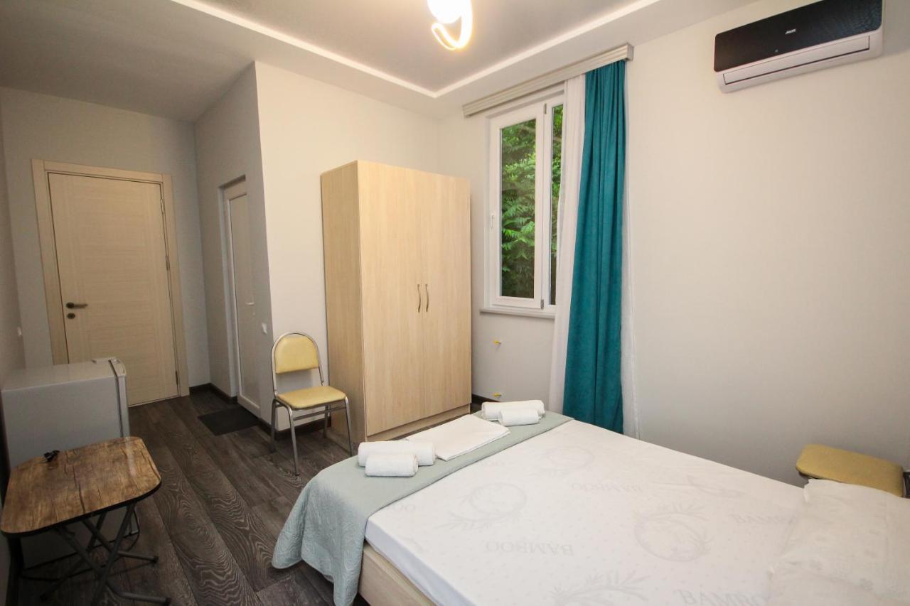 Guest House 99 Batumi Exteriér fotografie