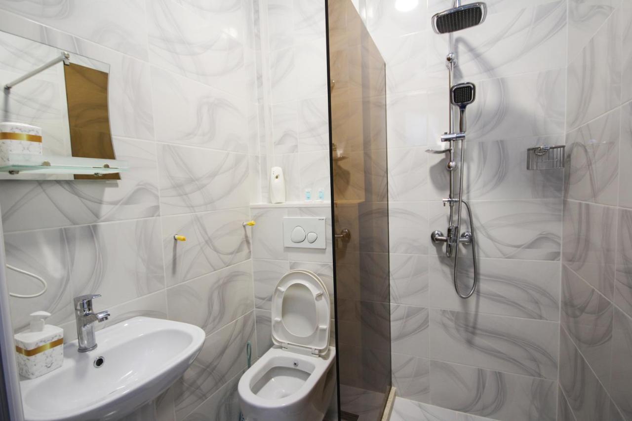Guest House 99 Batumi Exteriér fotografie