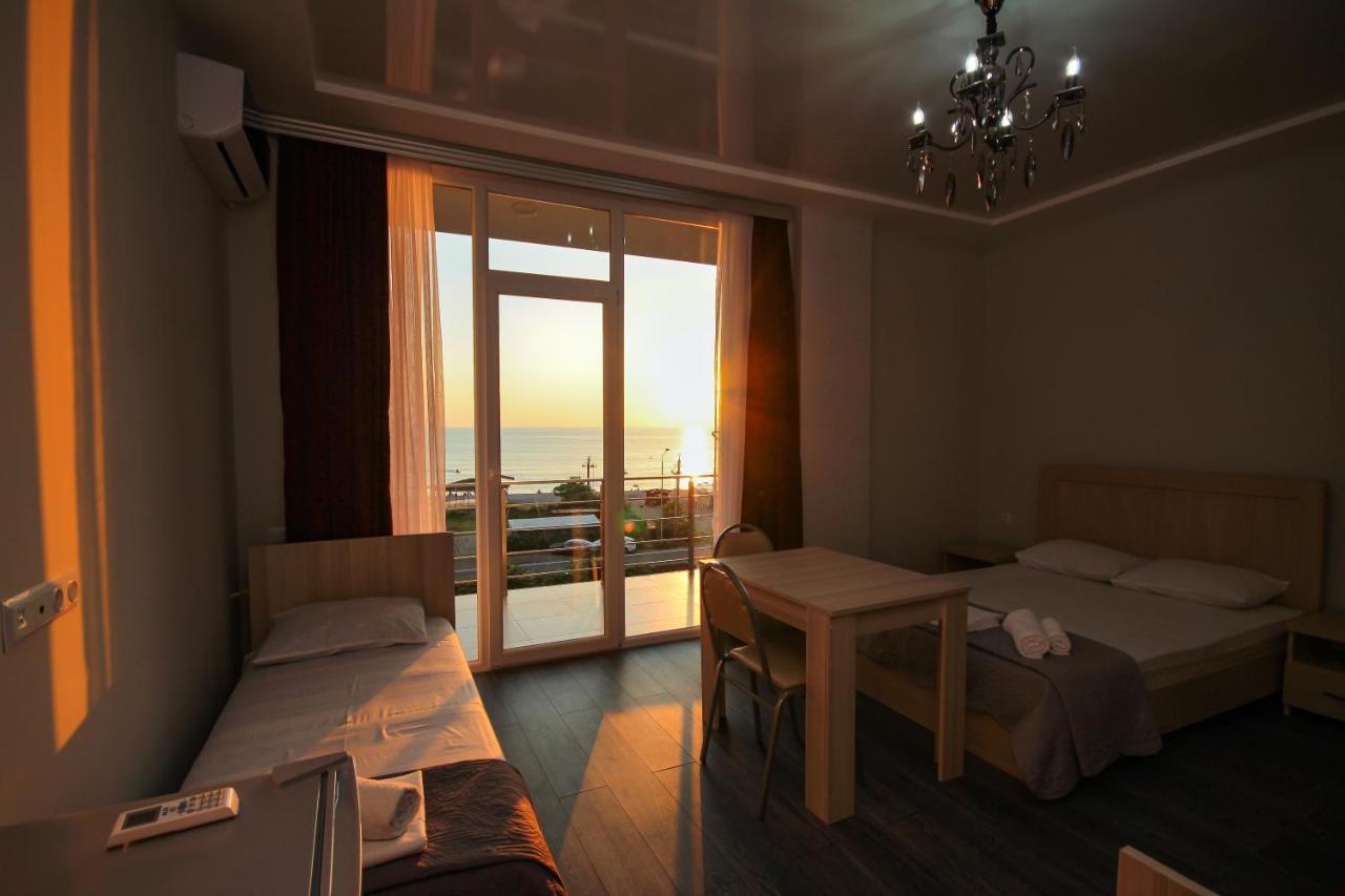 Guest House 99 Batumi Exteriér fotografie